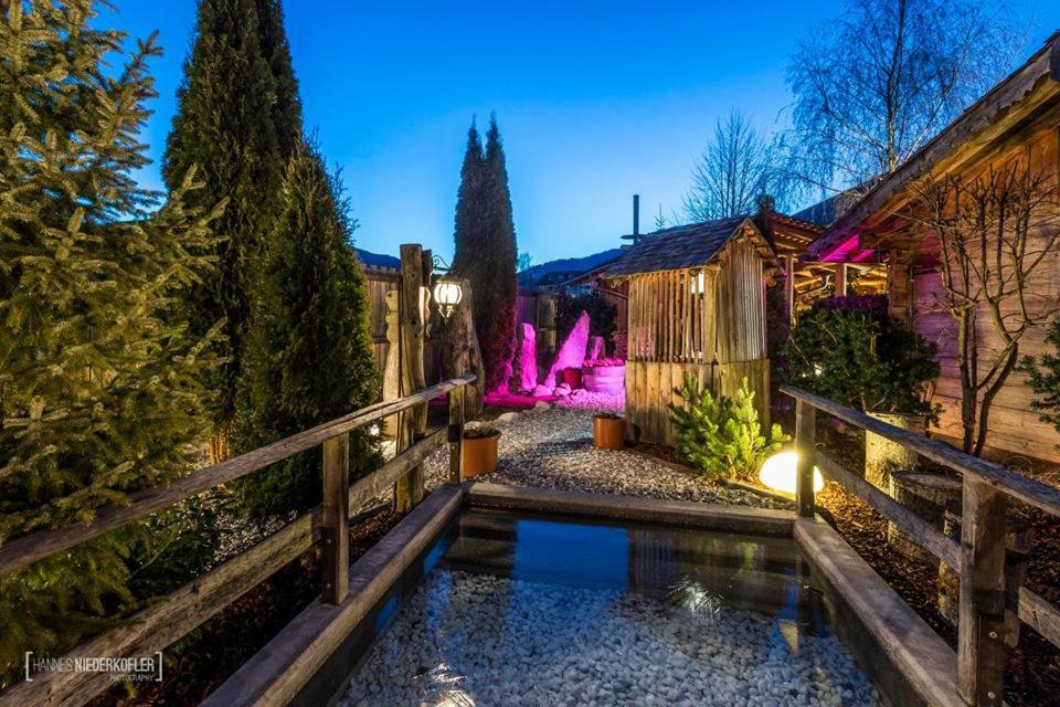 Alping Apartments Brunico Eksteriør billede
