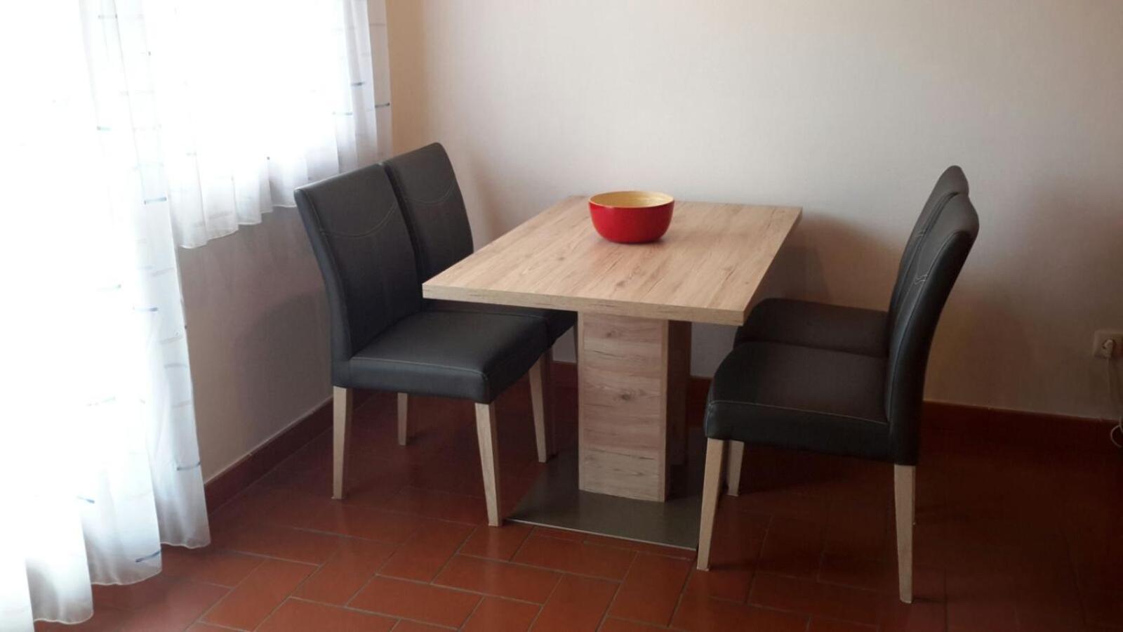 Alping Apartments Brunico Eksteriør billede
