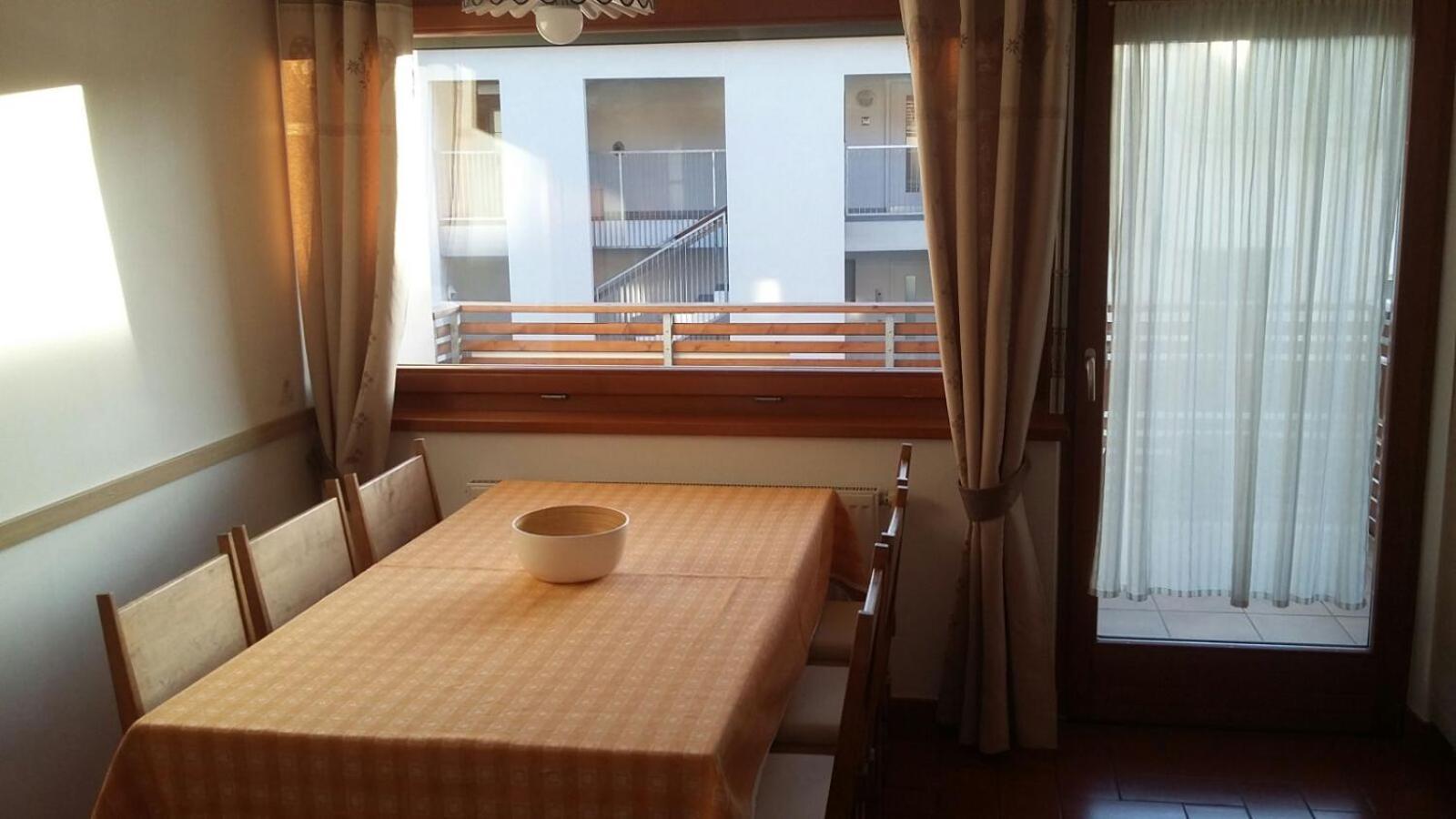 Alping Apartments Brunico Eksteriør billede
